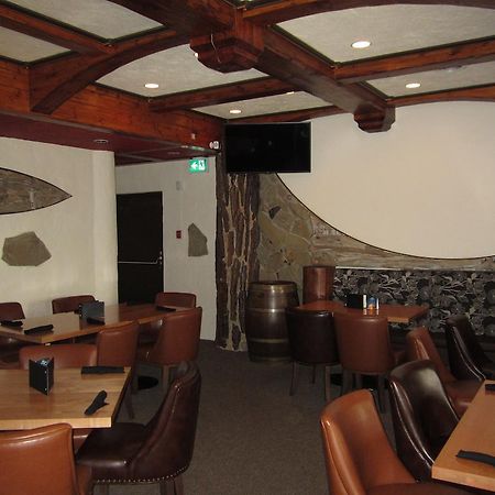 The Pine Inn Chetwynd 외부 사진